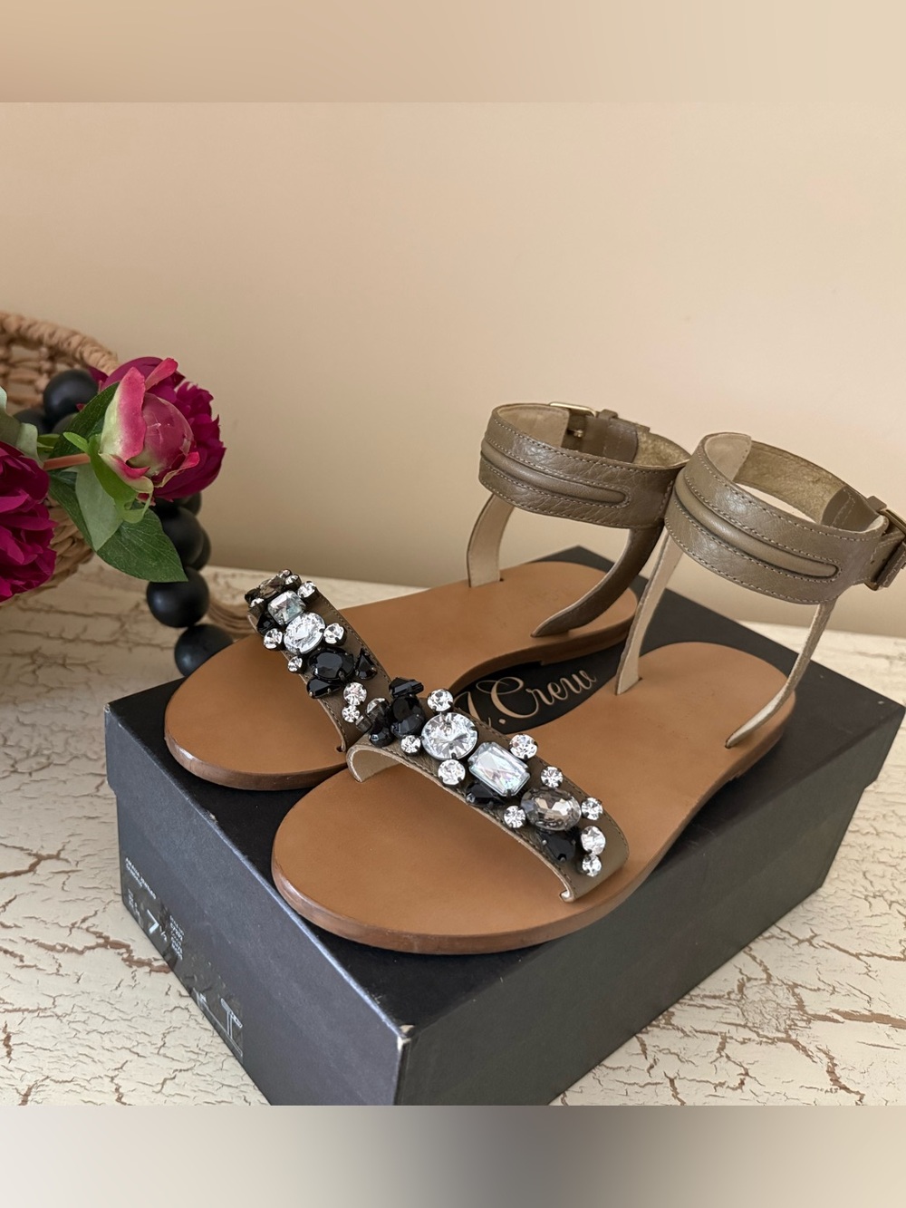 J.Crew Amalia Jeweled Leather Sandals Olive Moss Size 7.5 w/ Box